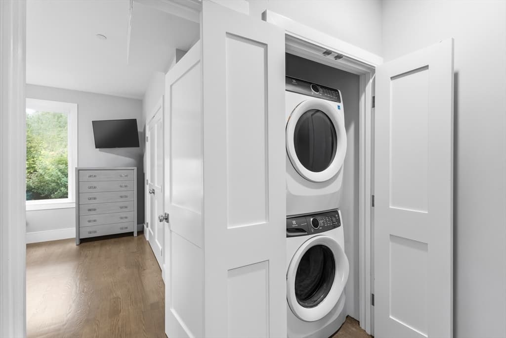 Condominium at 577 Baker St # 581, Boston MA 02132, Boston, photo 20 of 31