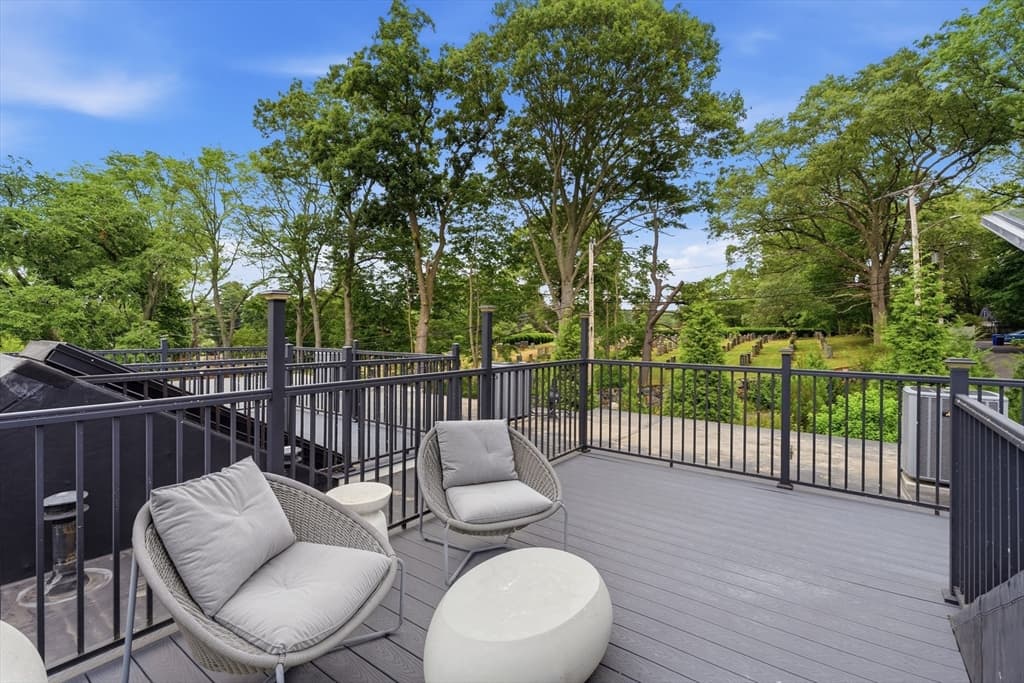 Condominium at 577 Baker St # 581, Boston MA 02132, Boston, photo 10 of 31