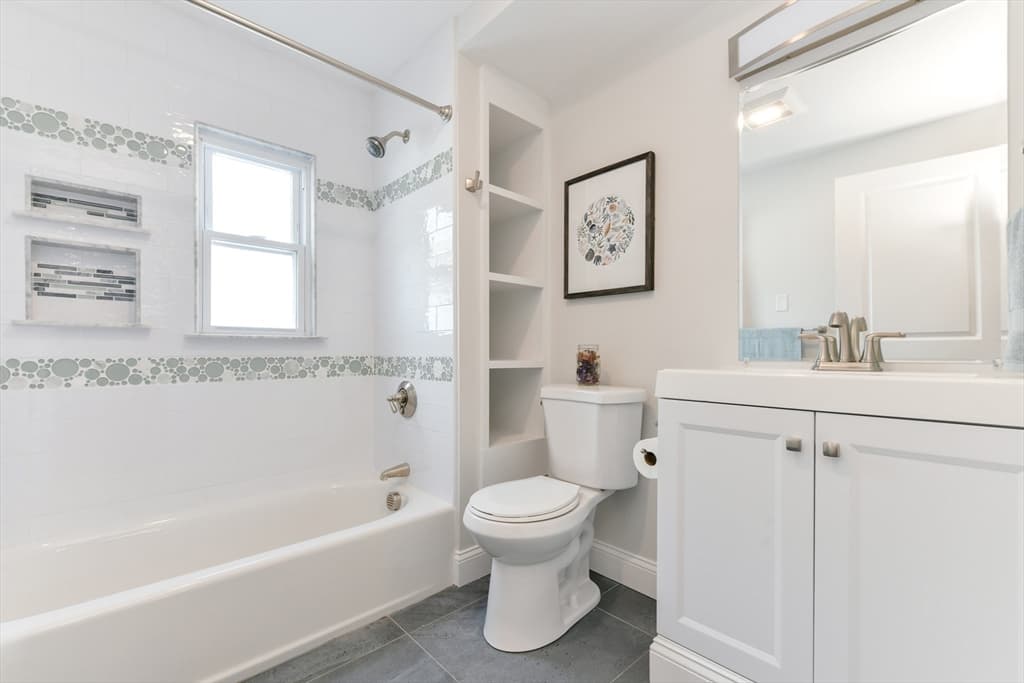 34R Underhill St # 3, Winthrop MA 02152 photo 9