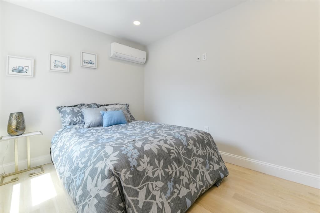34R Underhill St # 3, Winthrop MA 02152 photo 10