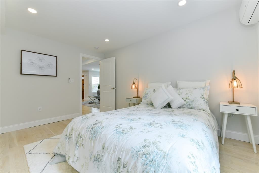 34R Underhill St # 3, Winthrop MA 02152 photo 15