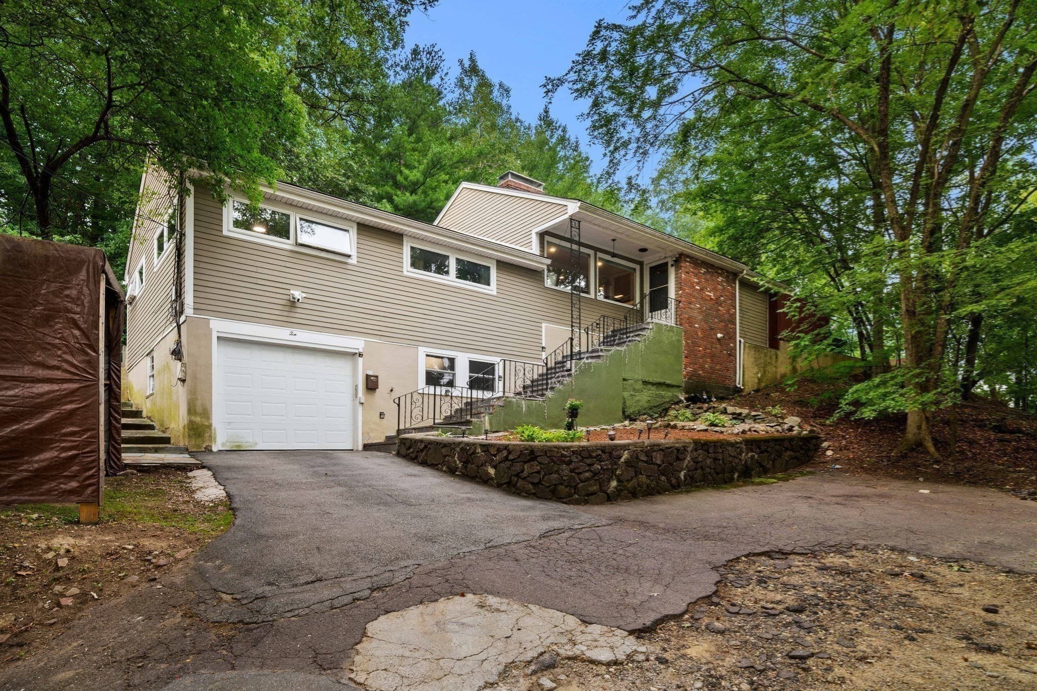 Residential at 10 Rafferty Rd, Stoneham MA 02180, photo 35 of 41