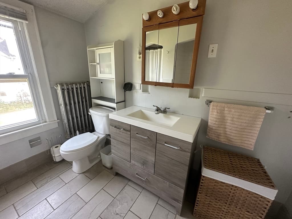 79 Academy, Chicopee MA 01020 photo 23