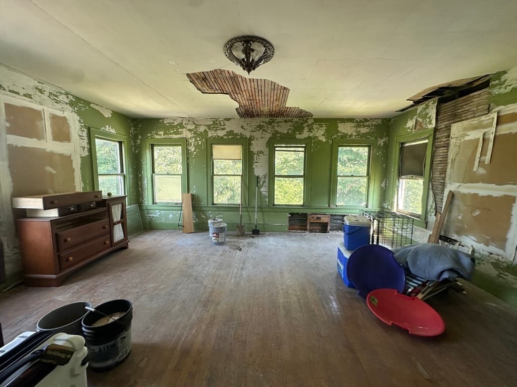 79 Academy, Chicopee MA 01020 photo 26