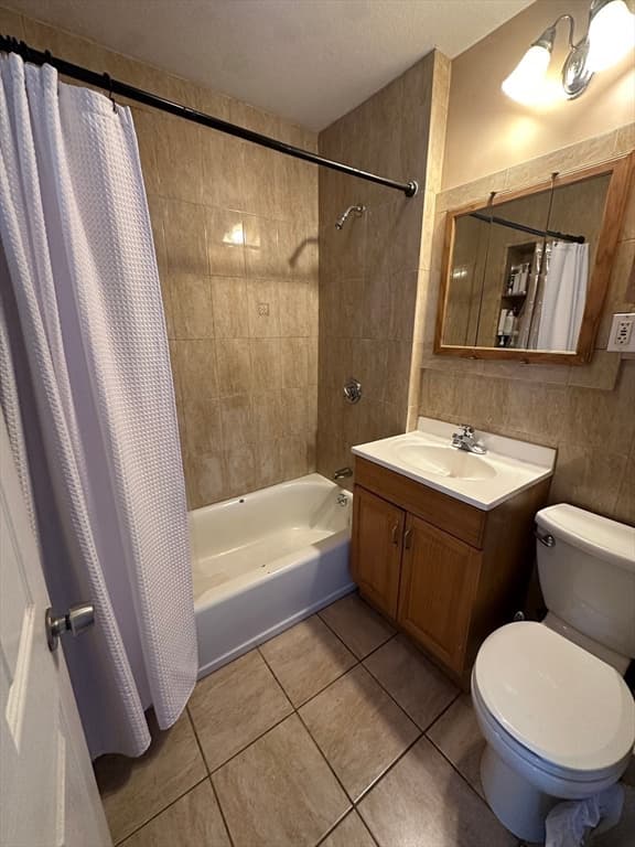79 Academy, Chicopee MA 01020 photo 9