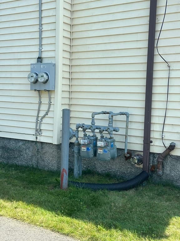 79 Academy, Chicopee MA 01020 photo 31