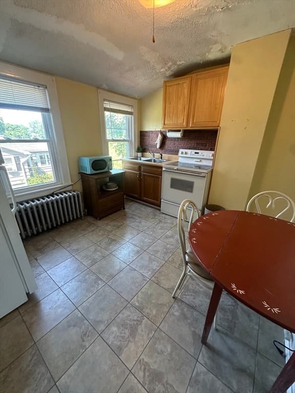 79 Academy, Chicopee MA 01020 photo 21