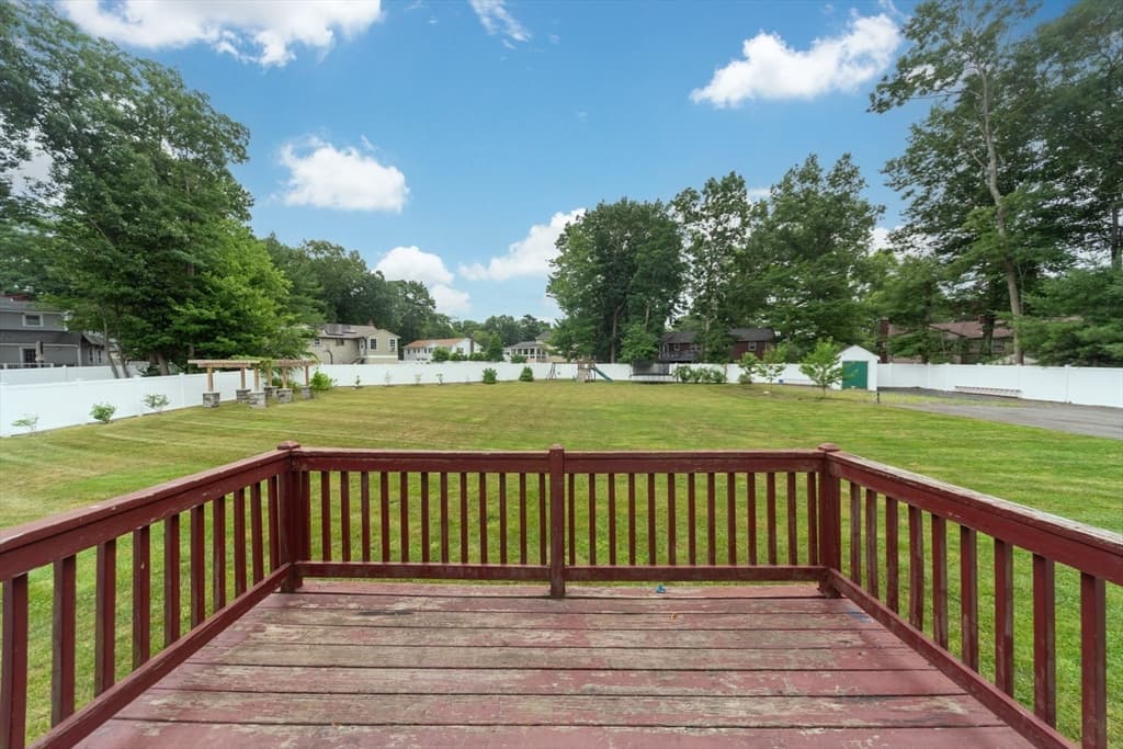 65 Tiffany Dr, Randolph MA 02368 photo 37