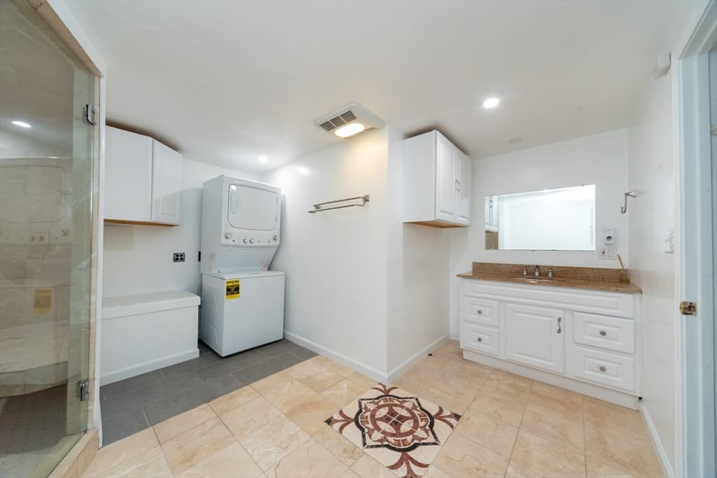 65 Tiffany Dr, Randolph MA 02368 photo 29