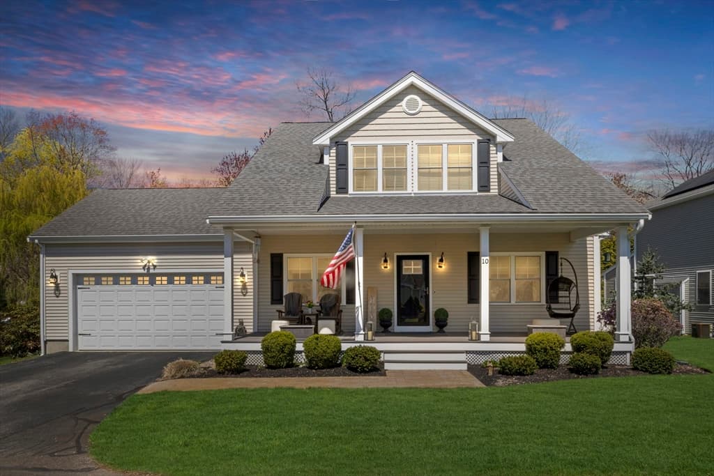 10 Charles View Ln # 10, Medway MA 02053