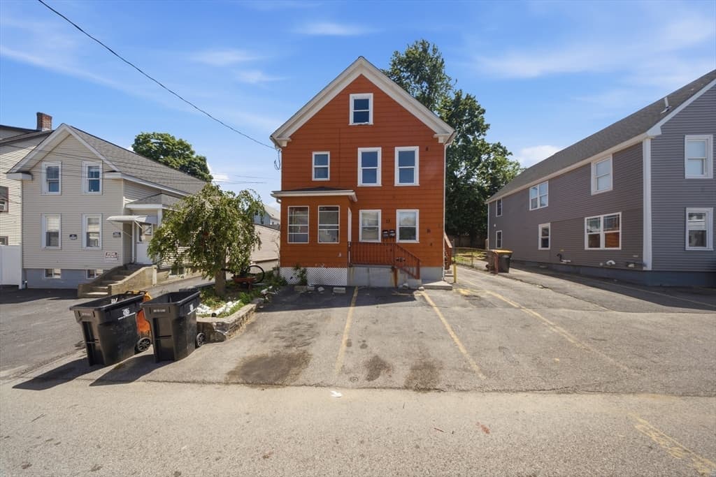 13 Hilton St, Framingham MA 01702 photo 2