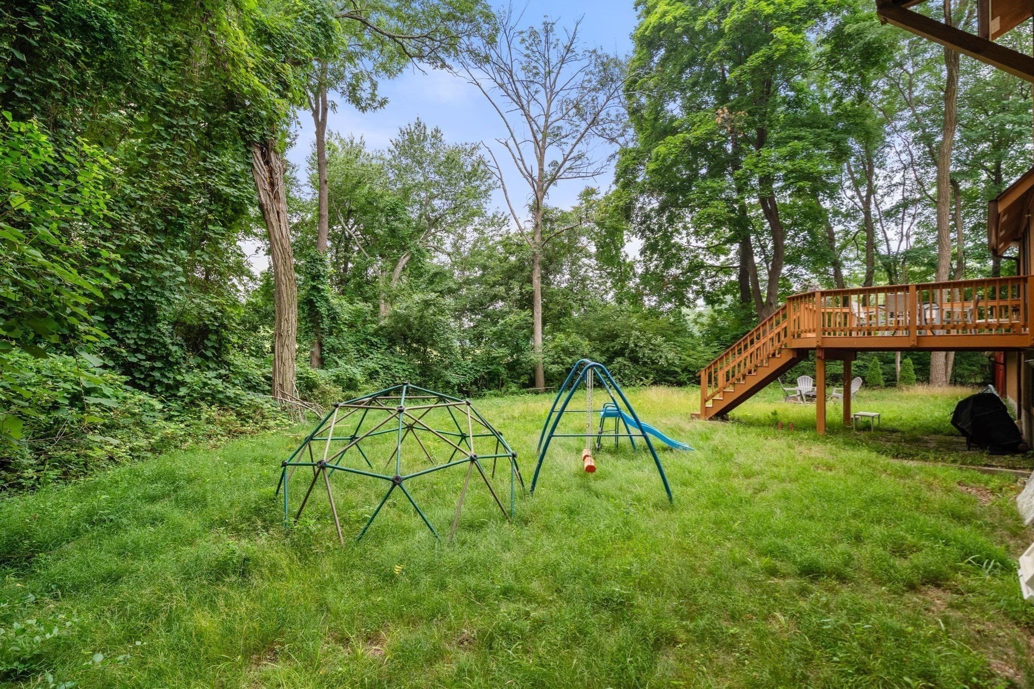 Single Family Residence at 34 Parker Rd, Framingham MA 01702, photo 24 of 36