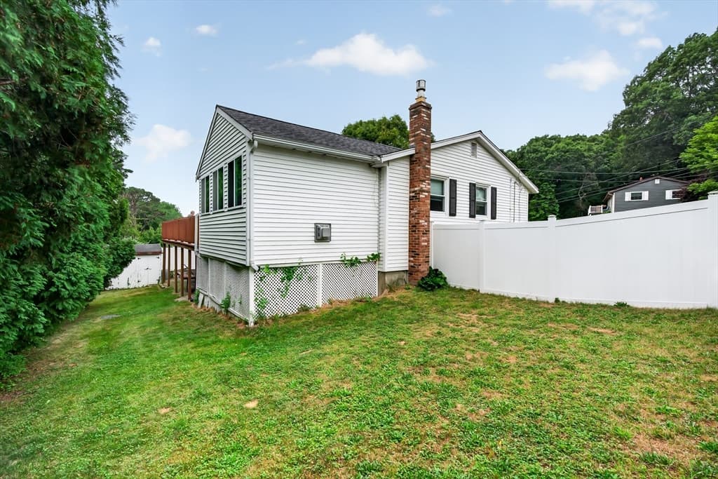 12 Clearwater Dr, Plymouth MA 02360 photo 32