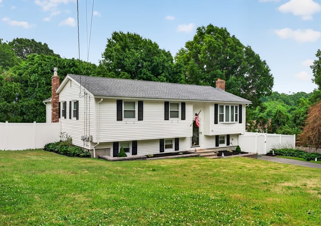 12 Clearwater Dr, Plymouth MA 02360 photo 33