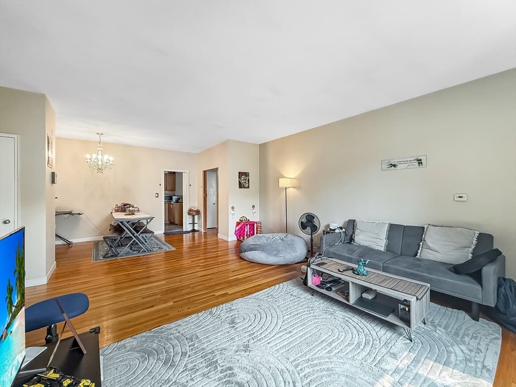 Condominium at 573 Washington St # 29, Brookline MA 02446, photo 3 of 20
