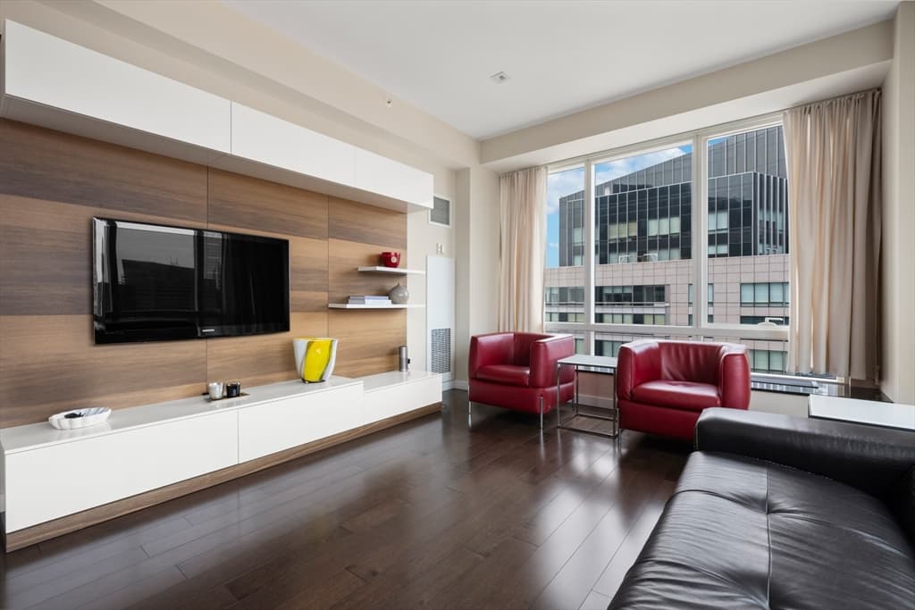 Condominium at 2 Avery St # 35G, Boston MA 02111, Boston, photo 2 of 20