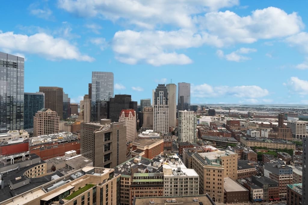 Condominium at 2 Avery St # 35G, Boston MA 02111, Boston, photo 7 of 20