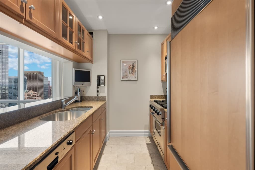 Condominium at 2 Avery St # 35G, Boston MA 02111, Boston, photo 9 of 20