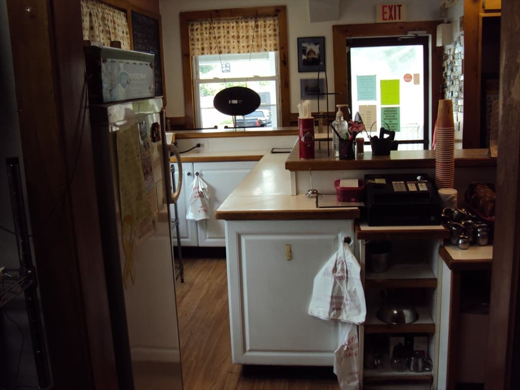 000 Undisclosed, Dedham MA 02026 photo 5