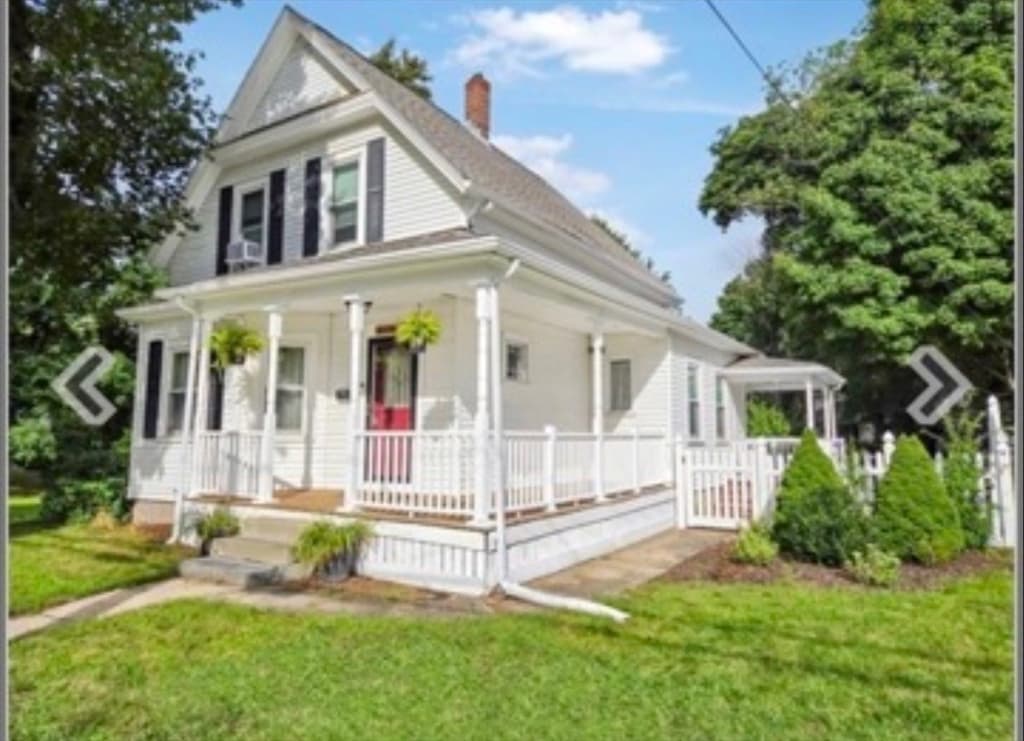 941 S Franklin St, Holbrook MA 02343