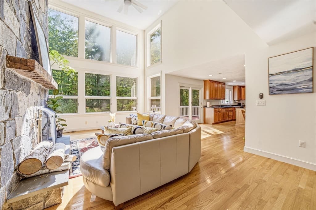 85 Cedarwood Rd, Boxborough MA 01719 photo 17
