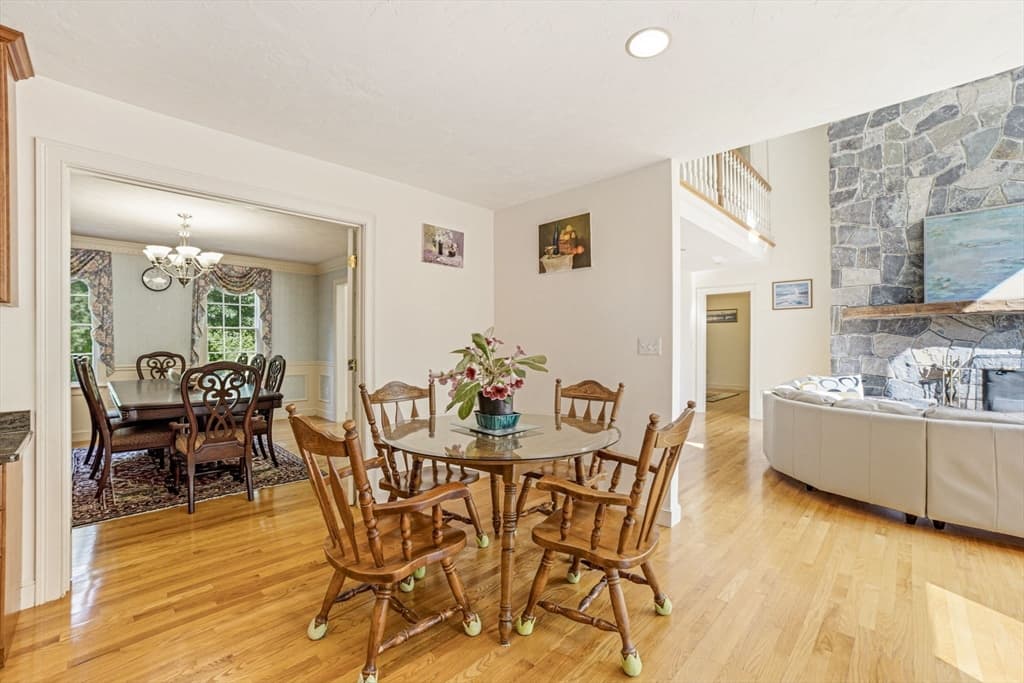 85 Cedarwood Rd, Boxborough MA 01719 photo 9