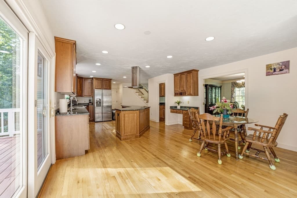 85 Cedarwood Rd, Boxborough MA 01719 photo 18