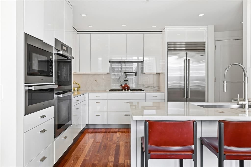 2 Avery Street # 21E, Boston MA 02111 photo 6