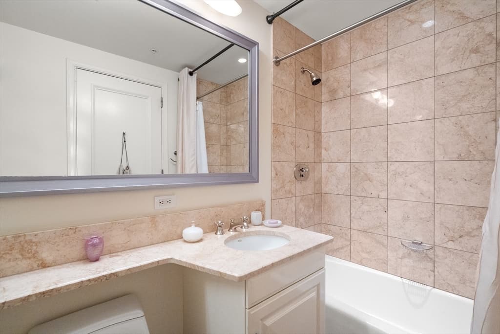 2 Avery Street # 21E, Boston MA 02111 photo 22