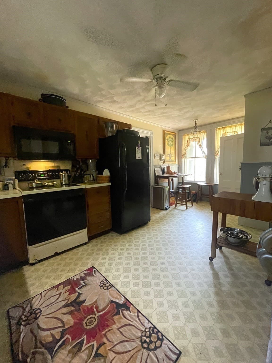 Multi Family at 38 Purchase St, Milford MA 01757, photo 3 of 25
