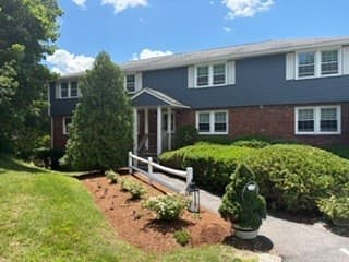 Condominium at 10 Zabriskie Dr, Newburyport MA 01950, Newburyport, photo 2 of 15
