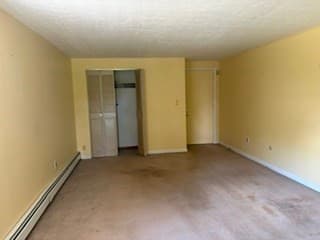 Condominium at 10 Zabriskie Dr, Newburyport MA 01950, Newburyport, photo 4 of 15