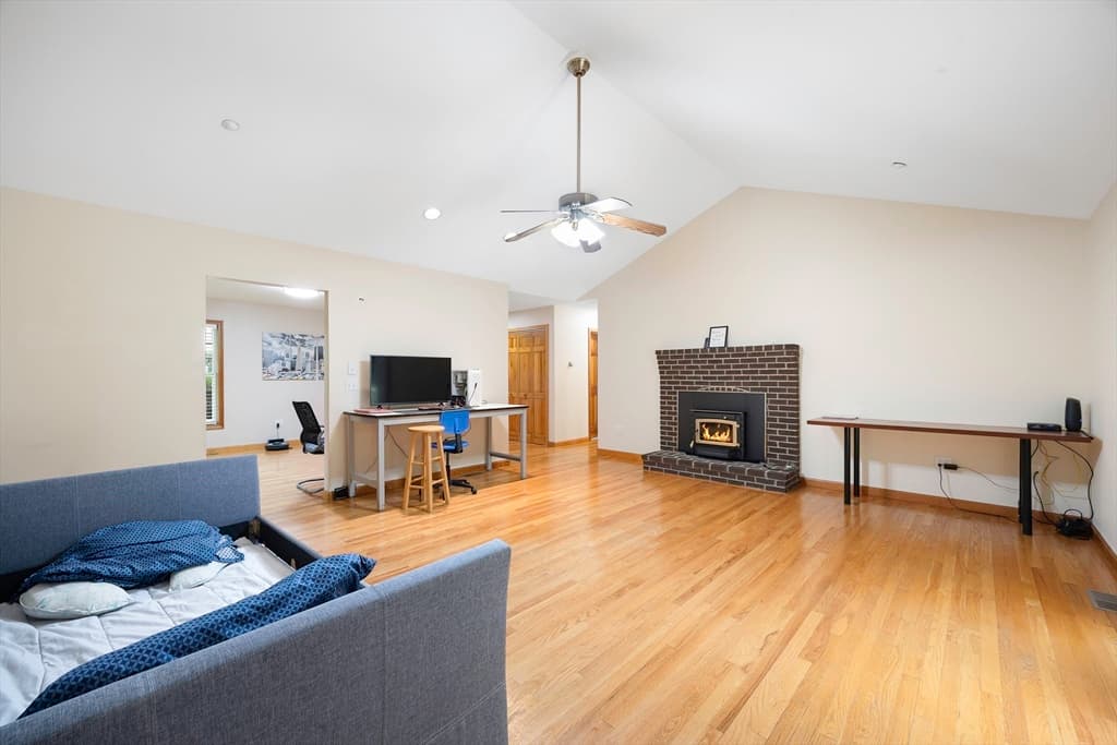7 Margaret Dr, Wilbraham MA 01095 photo 5