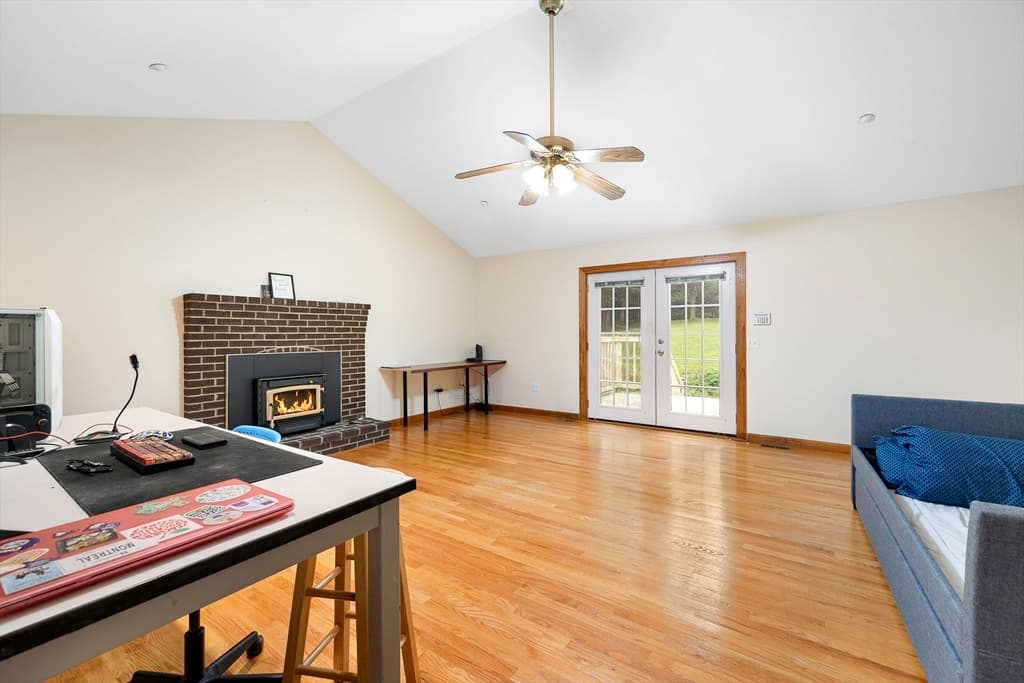 7 Margaret Dr, Wilbraham MA 01095 photo 4