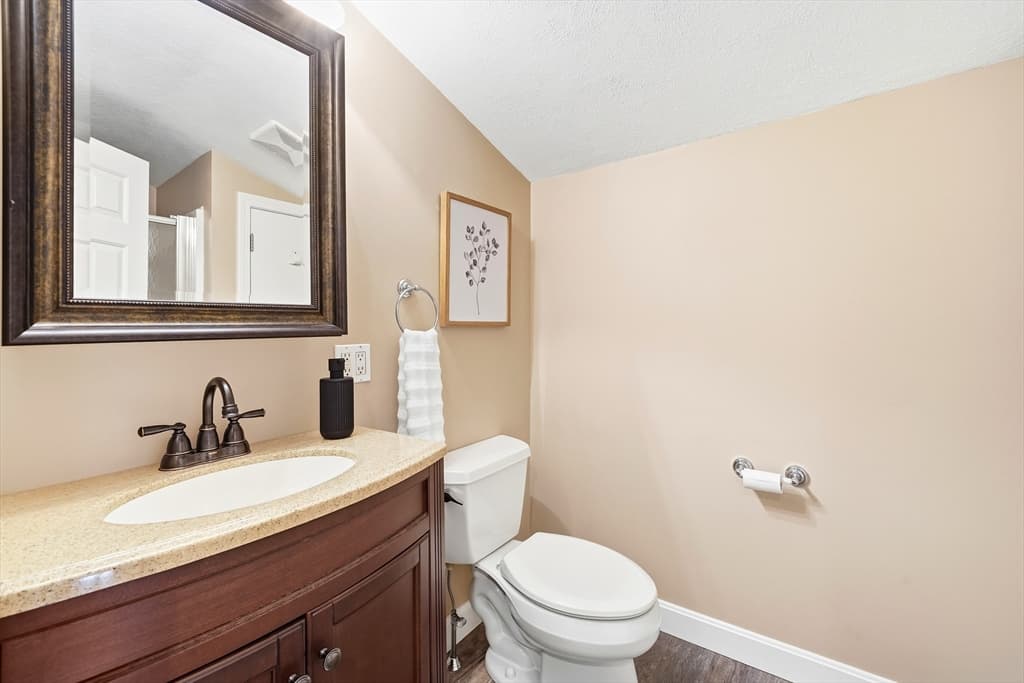 97 Hartwell Rd, Bedford MA 01730 photo 27