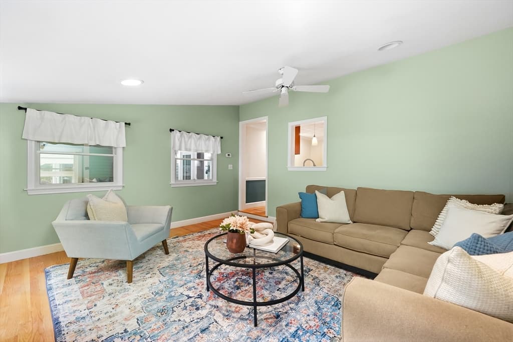 97 Hartwell Rd, Bedford MA 01730 photo 9