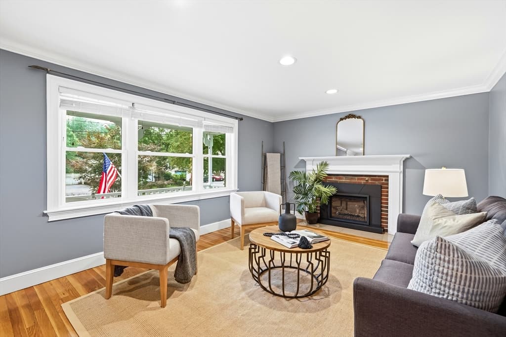 97 Hartwell Rd, Bedford MA 01730 photo 10