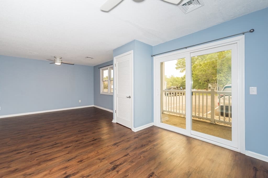 450 Somerset Ave # 705, Taunton MA 02780 photo 3