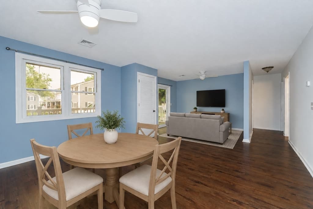 450 Somerset Ave # 705, Taunton MA 02780 photo 4