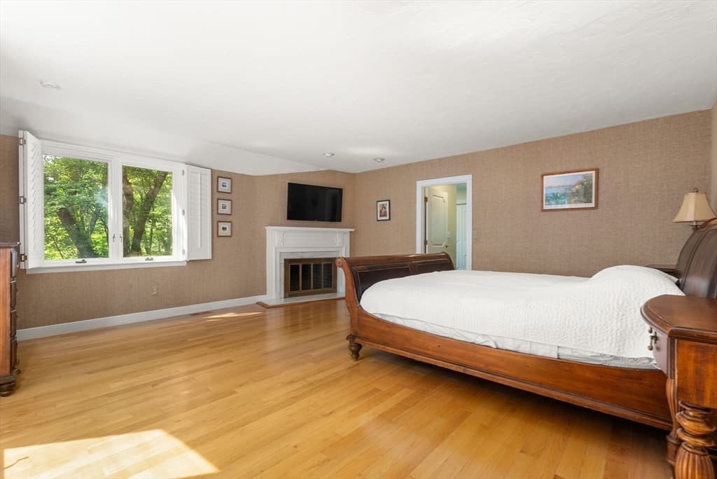 Single Family Residence at 11 Fox Run Rd, Dover MA 02030, Dover, photo 20 of 28