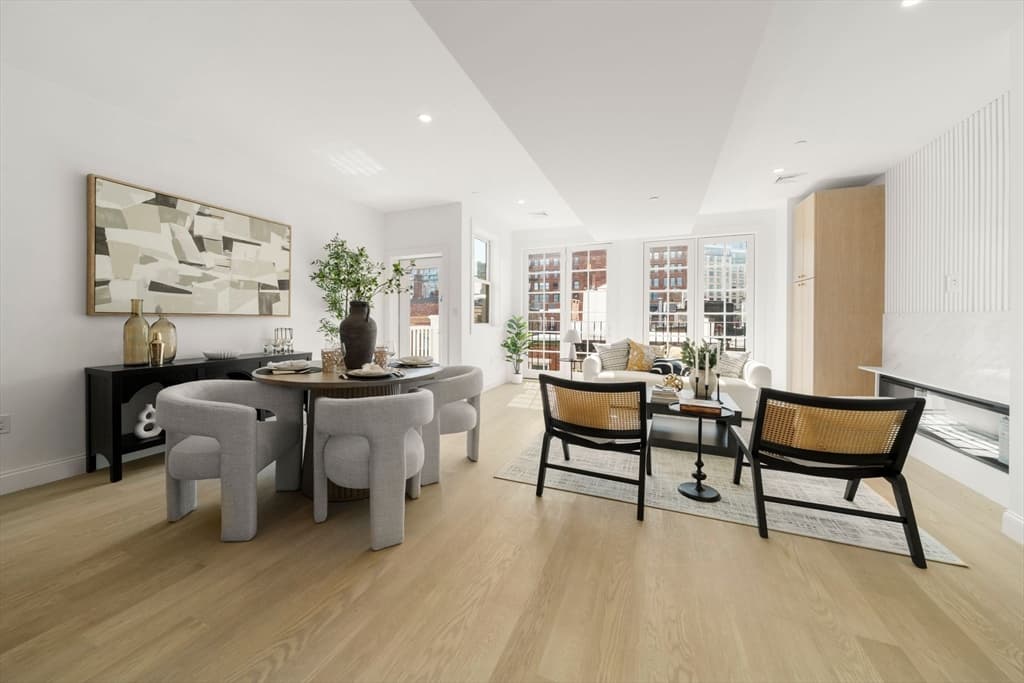 Condominium at 51 North Margin St, Boston MA 02113, Boston, photo 3 of 18