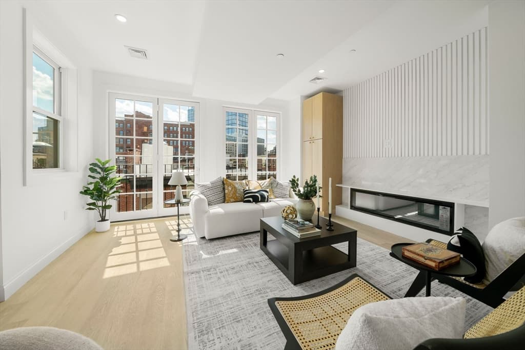 Condominium at 51 North Margin St, Boston MA 02113, Boston, photo 4 of 18