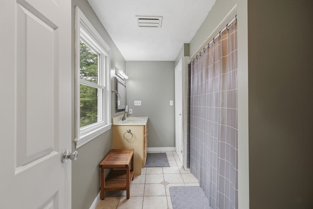 70 Newton Street, Northborough MA 01532 photo 31