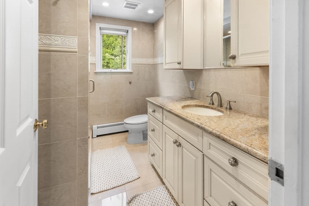 399 Cedar Brook Rd, Lynn MA 01904 photo 27