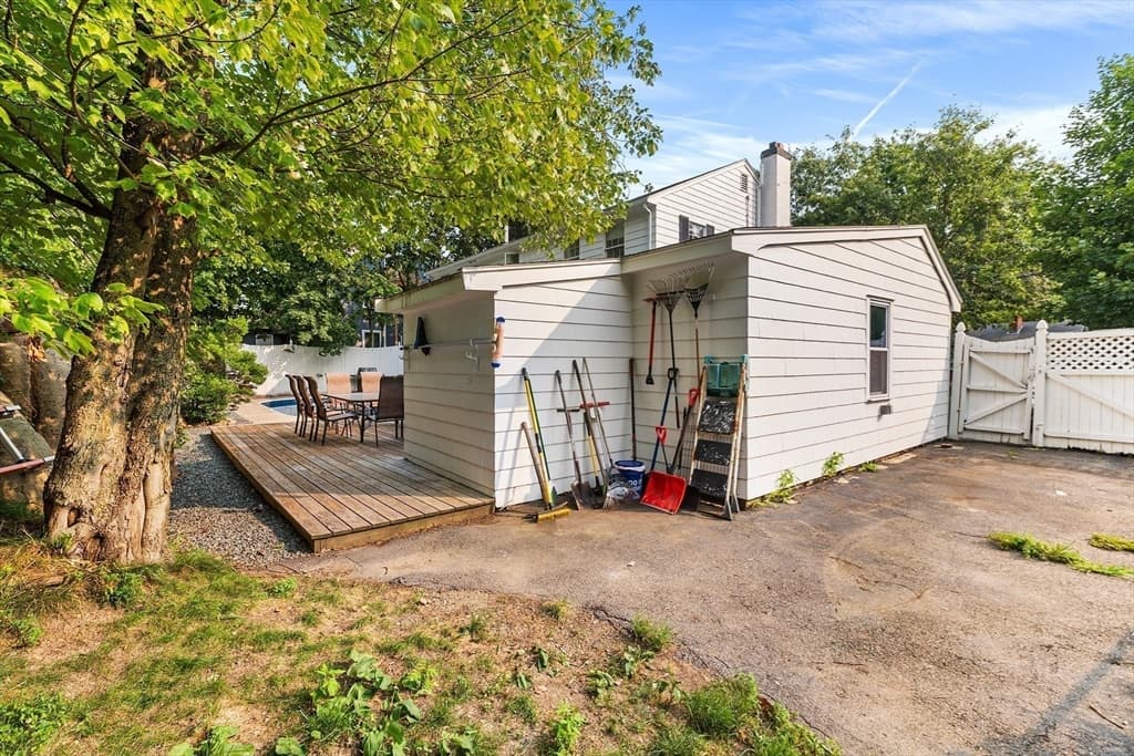 399 Cedar Brook Rd, Lynn MA 01904 photo 37