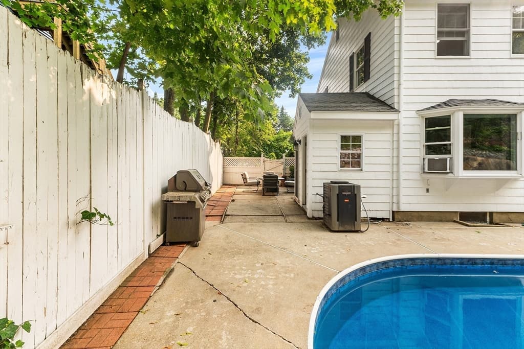 399 Cedar Brook Rd, Lynn MA 01904 photo 35