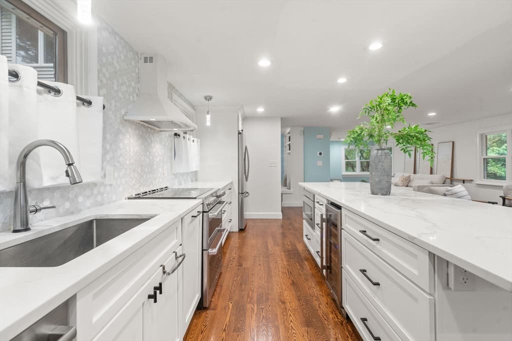 298 Marked Tree Road, Needham MA 02492 photo 2