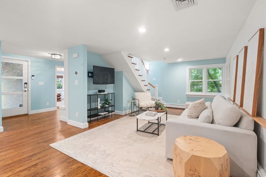 298 Marked Tree Road, Needham MA 02492 photo 4