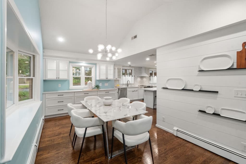 298 Marked Tree Road, Needham MA 02492 photo 8