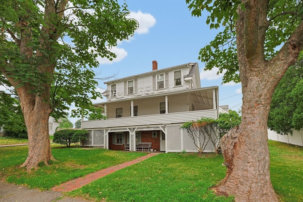 42 Flash Rd, Nahant MA 01908 photo 2
